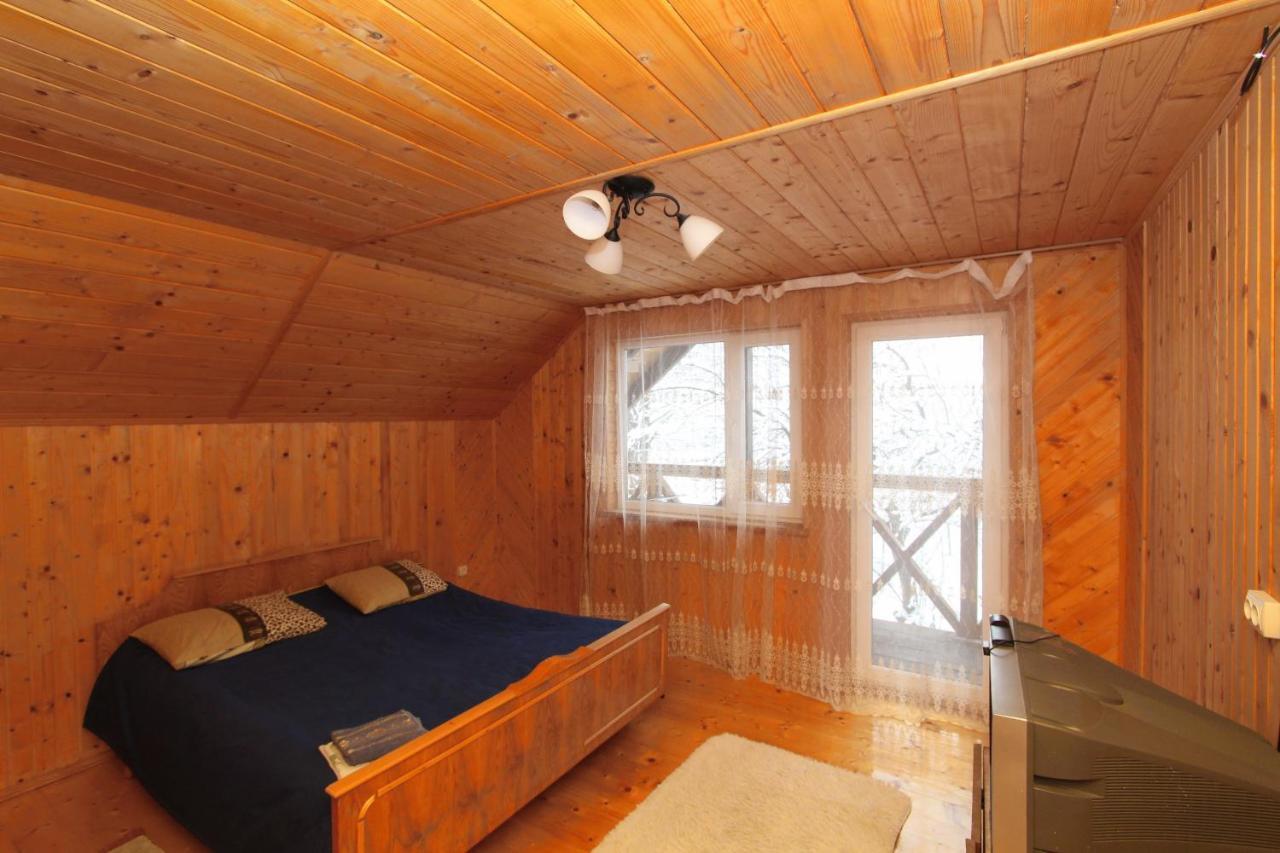 Ferienwohnung Багрівчанка Jaremtsche Exterior foto